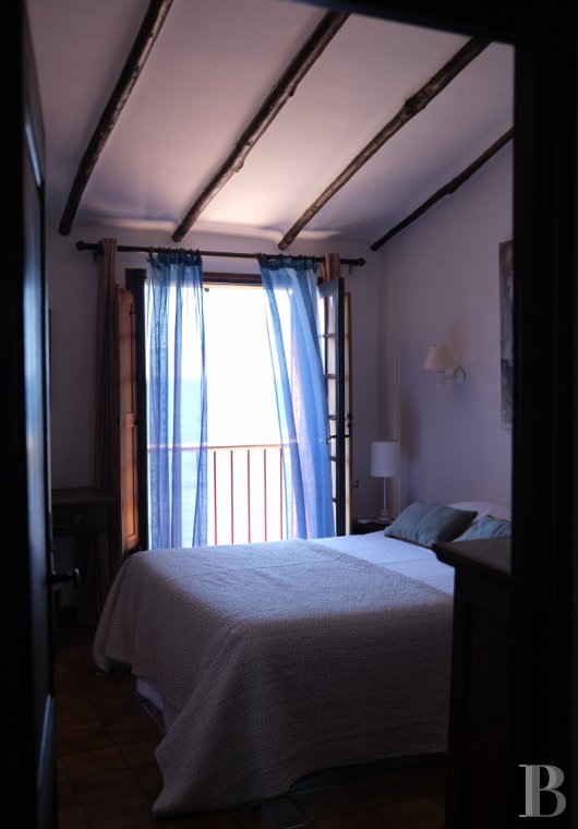 A simple cabin transformed into a real gem on the Gulf of Ajaccio in Corsica  - photo  n°25